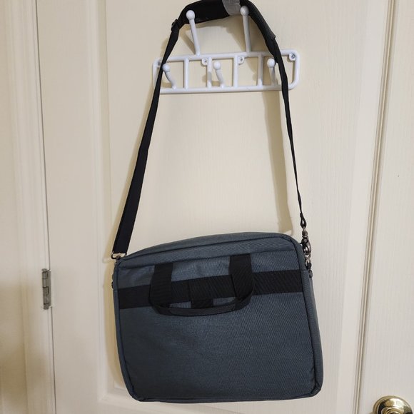 Computer Case - Picture 2 of 2